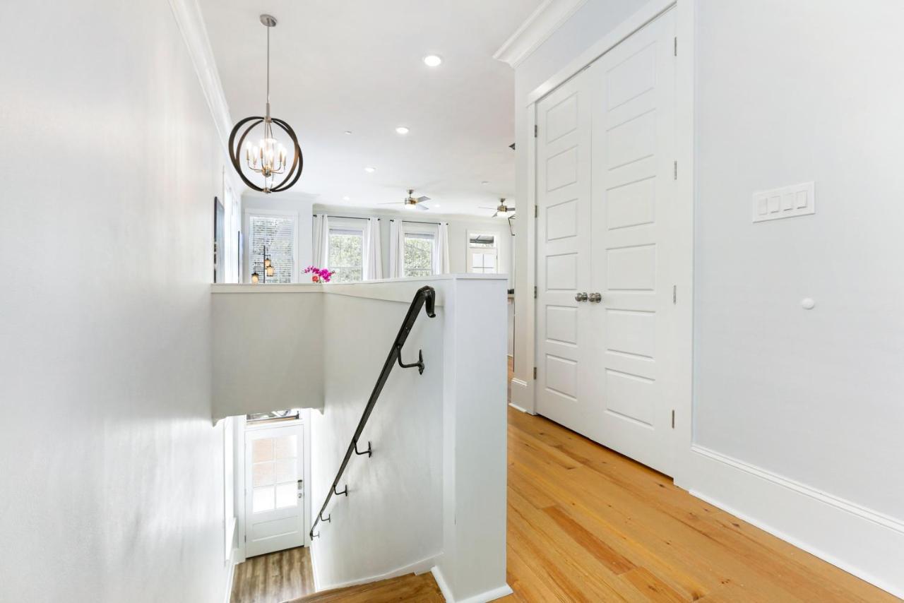 Hosteeva Amazing 4 Bedroom Modern Condo With Balcony Near Frnch Quarter New Orleans Exterior photo