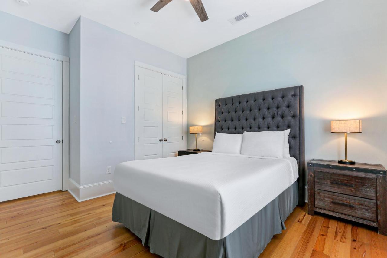 Hosteeva Amazing 4 Bedroom Modern Condo With Balcony Near Frnch Quarter New Orleans Exterior photo